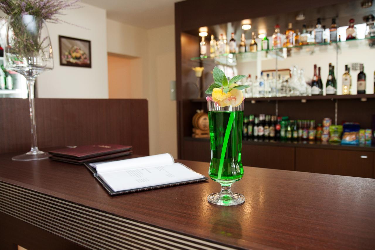 Zacisze Hotel Ulan Exterior photo